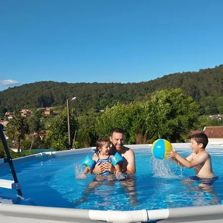 Casa de Férias Casa Santamaria A 5min De Noia Cerca De La Playa Lousame